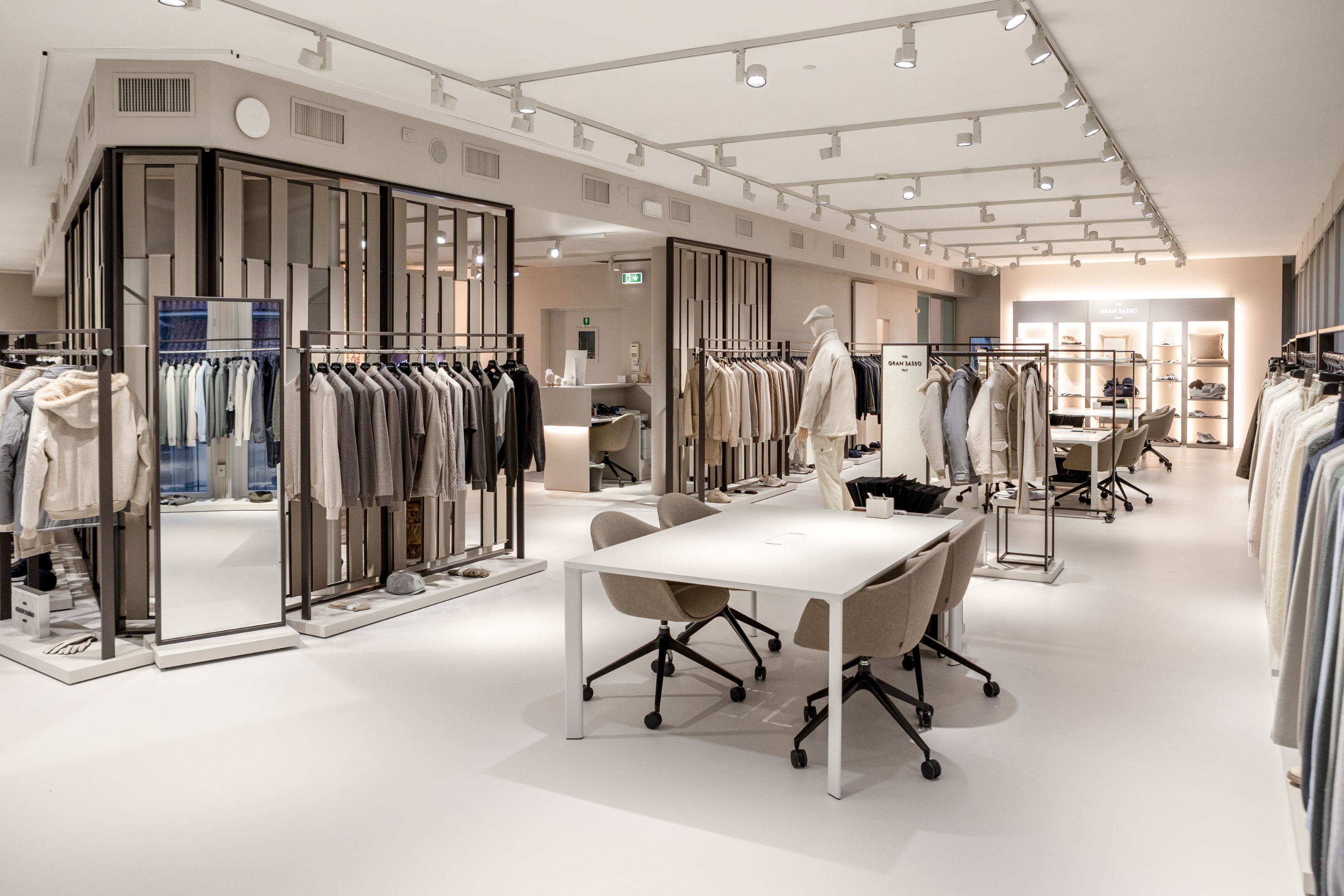 Immagine Showroom2