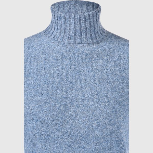 Picture of Boucle' turtleneck