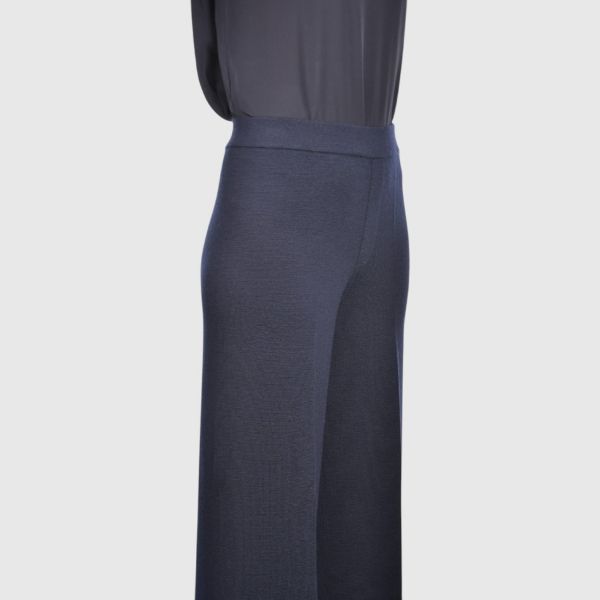 Picture of Full milano flared knit pants