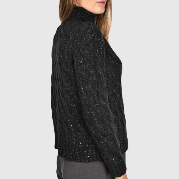 Immagine di Lupetto a trecce con micro paillettes