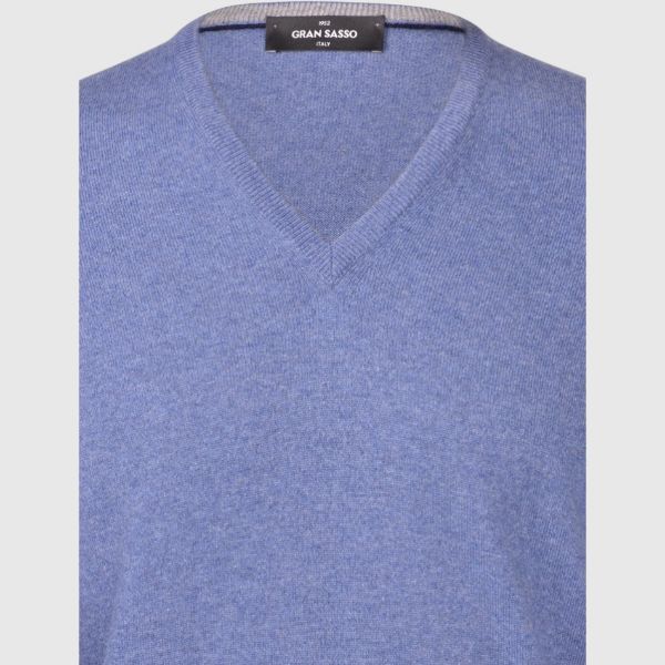 Picture of Pure cashmere v neck 