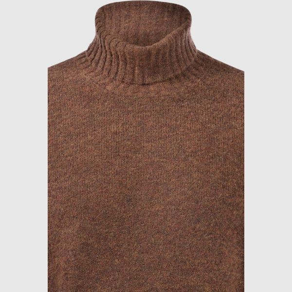 Picture of Boucle' turtleneck