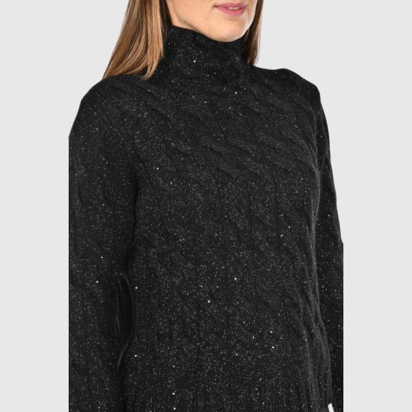 Immagine di Lupetto a trecce con micro paillettes
