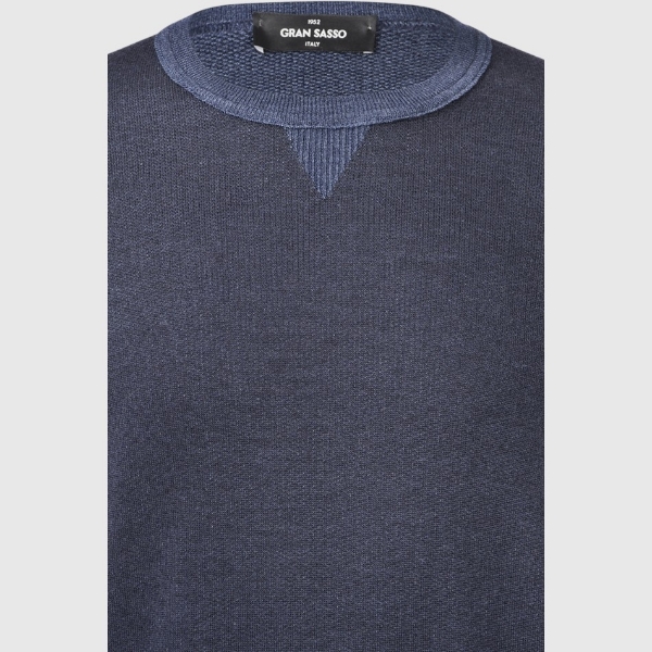 Picture of Plush knit wool and silk crew neck