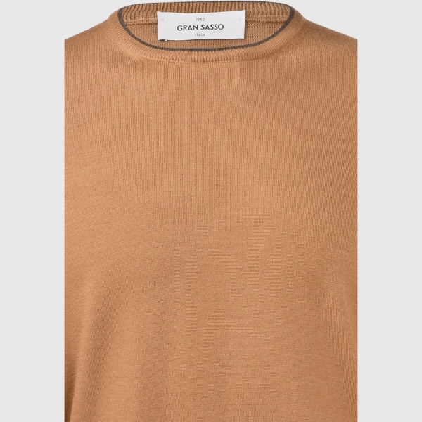 Picture of Alcantara patches crew neck