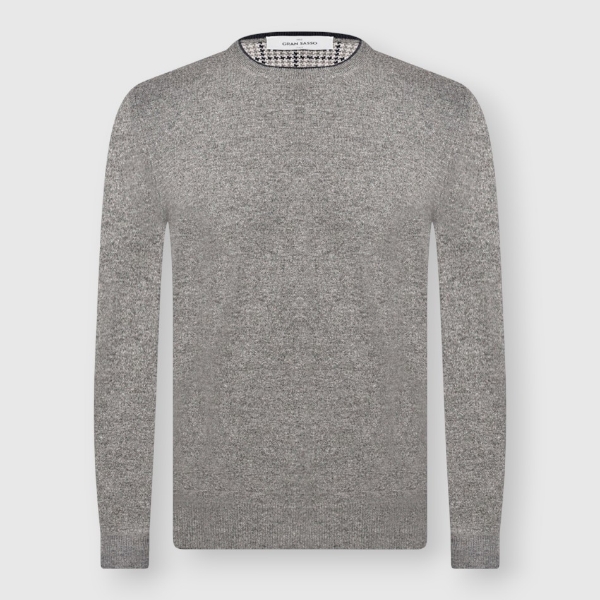 Immagine di Girocollo con profili e toppe tweed