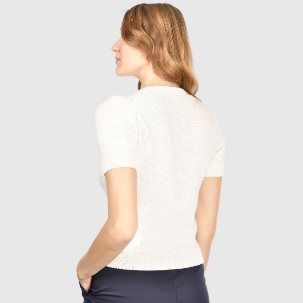 Immagine di T-shirt in maglia con paillettes