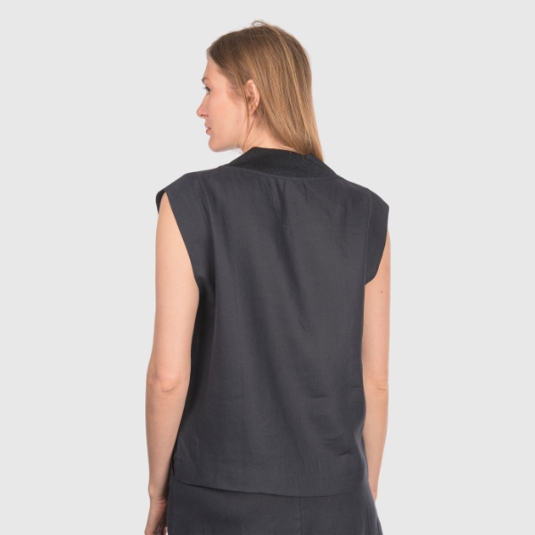 Immagine di Canotta con scollo v in lurex