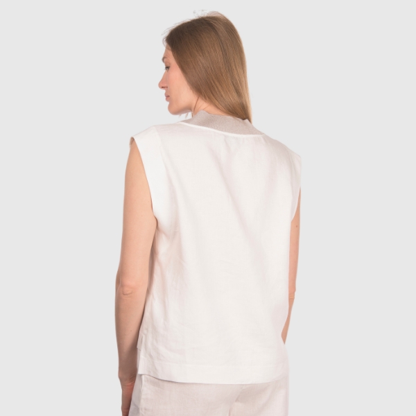 Immagine di Canotta con scollo v in lurex